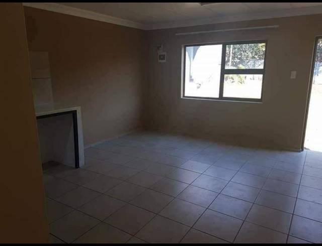 BUSINESS FOR SALE IN KEMPTON PARK EXT 05